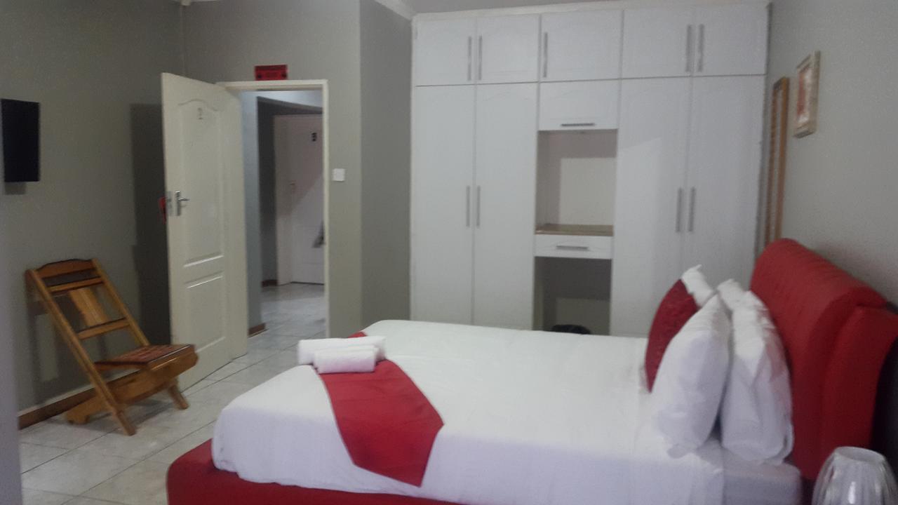 פרנסיסטאון Tintech Bed & Breakfast מראה חיצוני תמונה